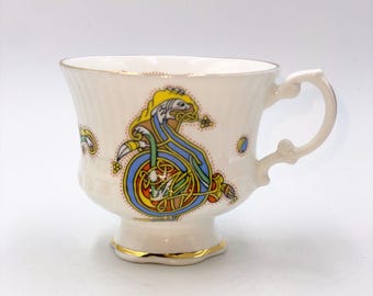 Royal Tara Book of Kells Letter D Teacup Celtic Knot Fine Bone China Ireland
