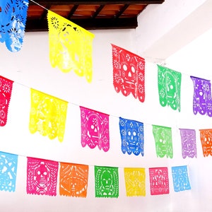 Ofrenda Dia de muertos Plastic garlands,  Mexican papel picado banners, 5 PK fiesta decorations for Day of the Dead Party, Mexico fiesta B45