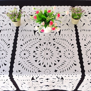 White paper table runners, Mexican fiesta Bridal Shower decoration, Elegant Wedding decor, Mexico Table runner, White party supplies 5 Pack