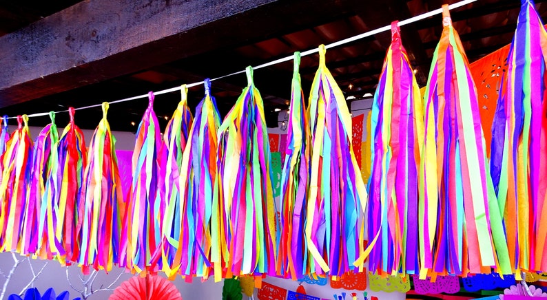 tissue paper tassels Balloon tassels Cinco de Mayo Mexico decor Fiesta decoration, balloon tail TAS05. Coco party balloon garland