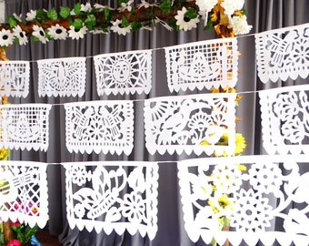 Mexican White Party Plastic Picado banners, 5 Banners, Fiesta Mexicana decoration, Beautiful Dreamy White decor, Paper floral garlands