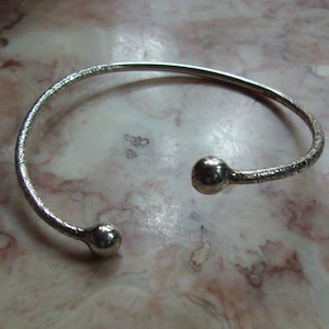 Vintage Sterling Silver West Indies Split Bangle  16.4 grams Signed