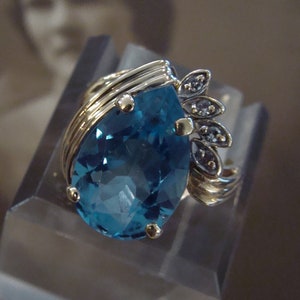 14k Y Gold London Blue Topaz & Diamond Ring