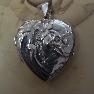 Lovely Victorian Lady Repousse Sterling Silver Heart Locket Pendant