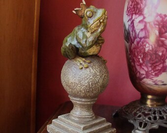 Prince Charming Frog by Home Interiors HTF 11 inch statue 2003