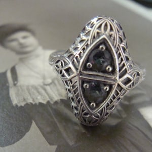 Lovely Sterling Silver Mystic Topaz Filigree Ring Size 7 3/4