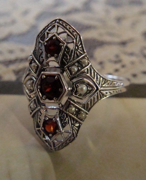 Art Deco design Sterling Silver Garnet & Seed Pea… - image 2