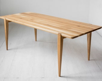 84" Oregon White Oak Oslo Dining Table