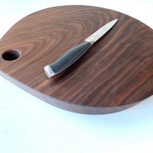 Oregon Walnut Cutting Board