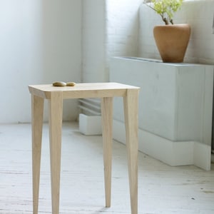 Oslo side table