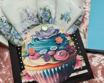 HandkerchiefCard.  happy Birthday CupCake