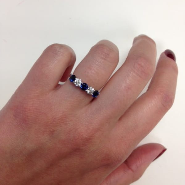 Five stone sapphire and diamond anniversary ring in 14kt White Gold, Finger size 5