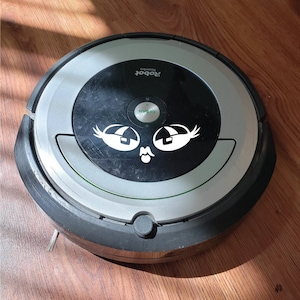 Naklejka winylowa Maid Roomba/Pareidolia