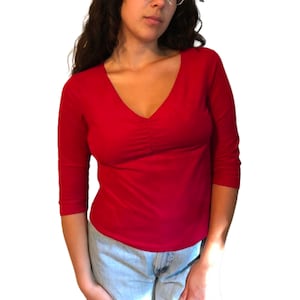 Vintage Fuchsia Suede Three Quarter Length Sleeve Top with Ruched chest detail / Long Sleeve Red Soft Crop Vneck / Cute Pink Cropped Top