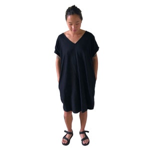 Vintage Black Linen Cotton Blend Short Sleeve Shift Mini Loose Summer Dress with Pockets