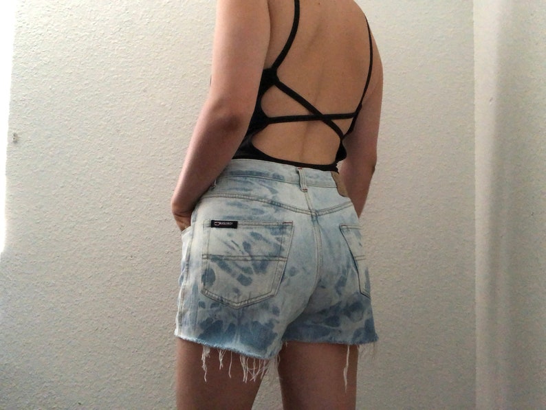 light wash cut off shorts