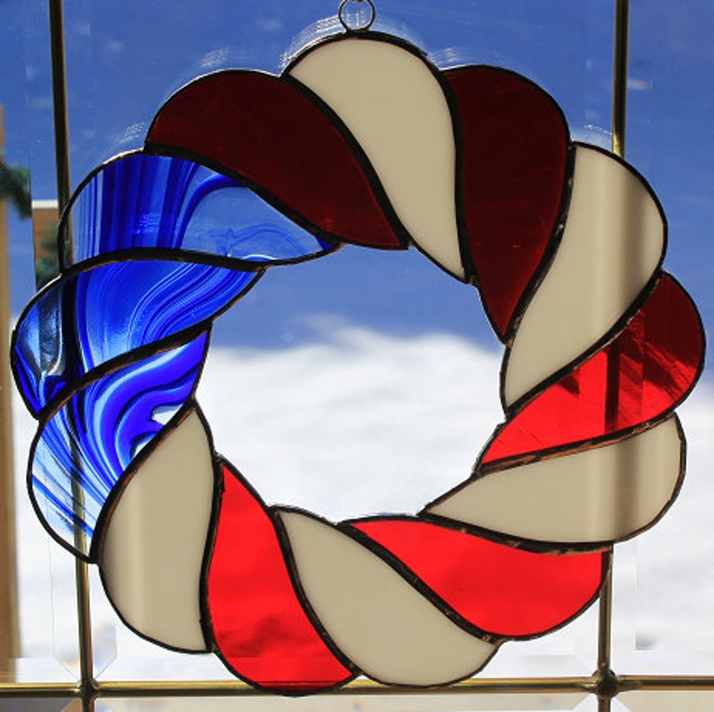 Stained glass red, white, and blue Patriotic wreath sun catcher, wall hanging image 1