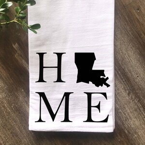 Home State Personalized Flour Sack Tea Towel, Farmhouse Kithcen Towel, Wedding Gift, Anniversary gift, Housewarming Gift, Multiple Colors