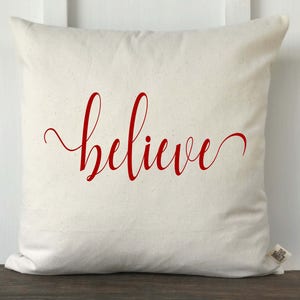 Farmhouse Christmas Believe Pillow Cover, Farmhouse Christmas Pillow, Decorative Pillow Cover, Couch Pillow cover afbeelding 1