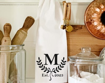 Monogrammed Flour Sack Tea Towel, Personalized Tea Towel, Anniversary Gift, Wedding Gift, Housewarming Gift