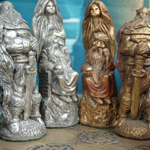 VERY LARGE Fantasy Chess Set, Customisable Colours (Pieces only/Board not included) Theoden, Viking, Wizard, Dwarf, Troll, Wraith, Dragon
