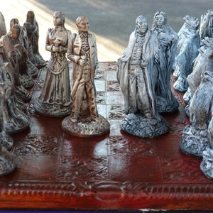 Dracula V Van Helsing Chess Set, Customisable Colours (Pieces only/No Board)