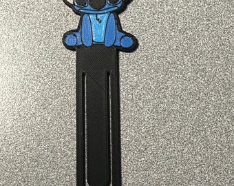 Marcapáginas de puntada