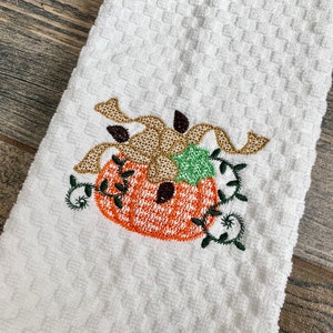 Pumpkin Hand Towel Thanksgiving Hand Towel Fall Decor Towel Fall Decor Fall Hand Towel Bathroom Decor Bathroom Hand Towel image 4