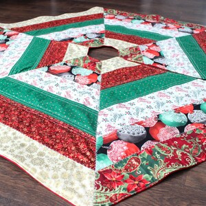 Quilted Tree Skirt - Christmas Tree Skirt - Tree Skirt - Holiday Tree Skirt - Christmas Decor