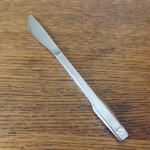 Airline Silverware ~ Eastern Airlines ~ Knife ~ Stainless Steel ~ Airline & Aviation Memorabilia