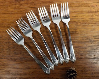 Vintage Silverplate Dessert Forks Set: 'Starlight' Floral Pattern