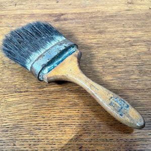 Vintage Emerald Bristle & Horsehair Paint Brush: Industrial Decor Prop