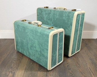 3 Piece 1960s-70 Avocado Green Silhouette Samsonite Luggage/train