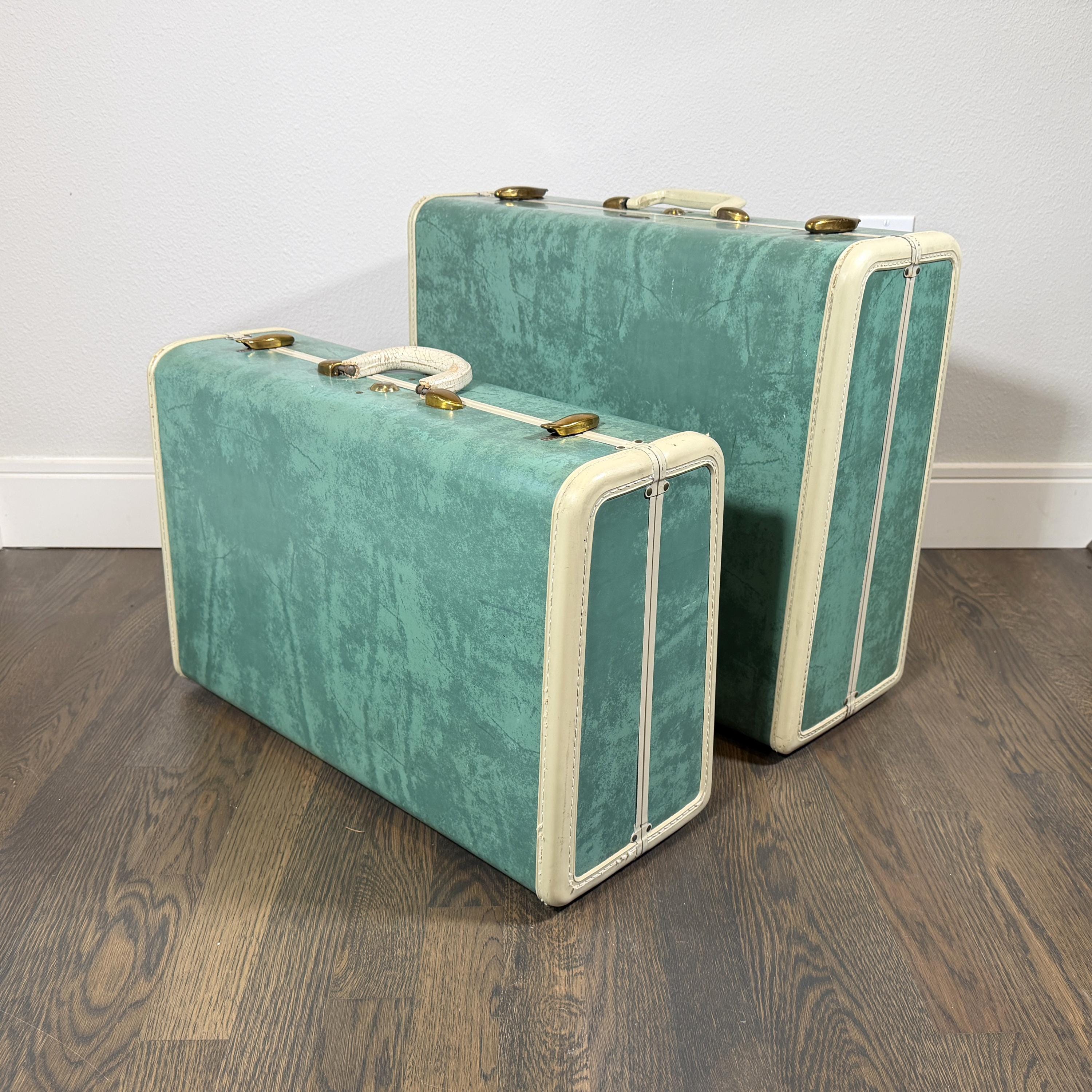 Vintage Samsonite 2-piece Luggage Set: Bermuda Green Hardshell