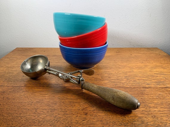 automatic ice cream scoop