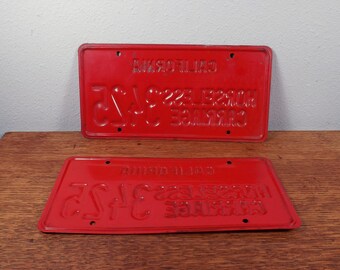 【激レア】ライセンスプレート【赤】カリフォルニアHORSELESS 激レア】ライセンスプレート【赤】カリフォルニアHORSELESS 激レア