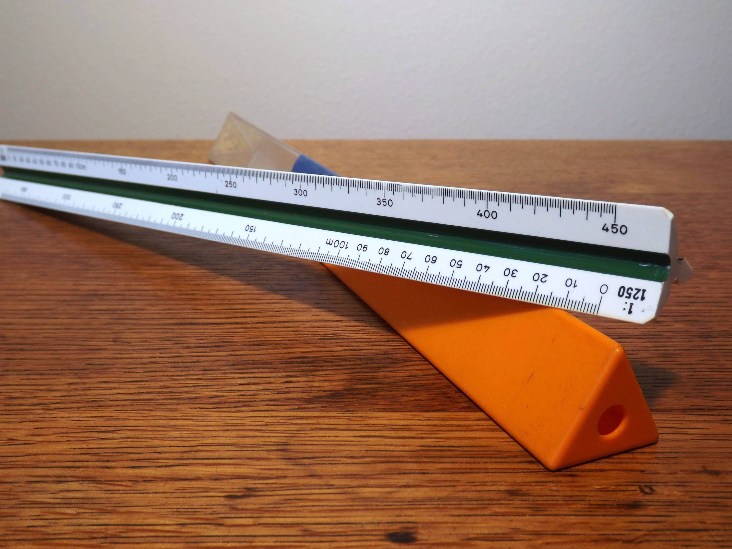 Alvin Triangular Engineer's Scale No. 741 PM: Metric Civil Engineering ...