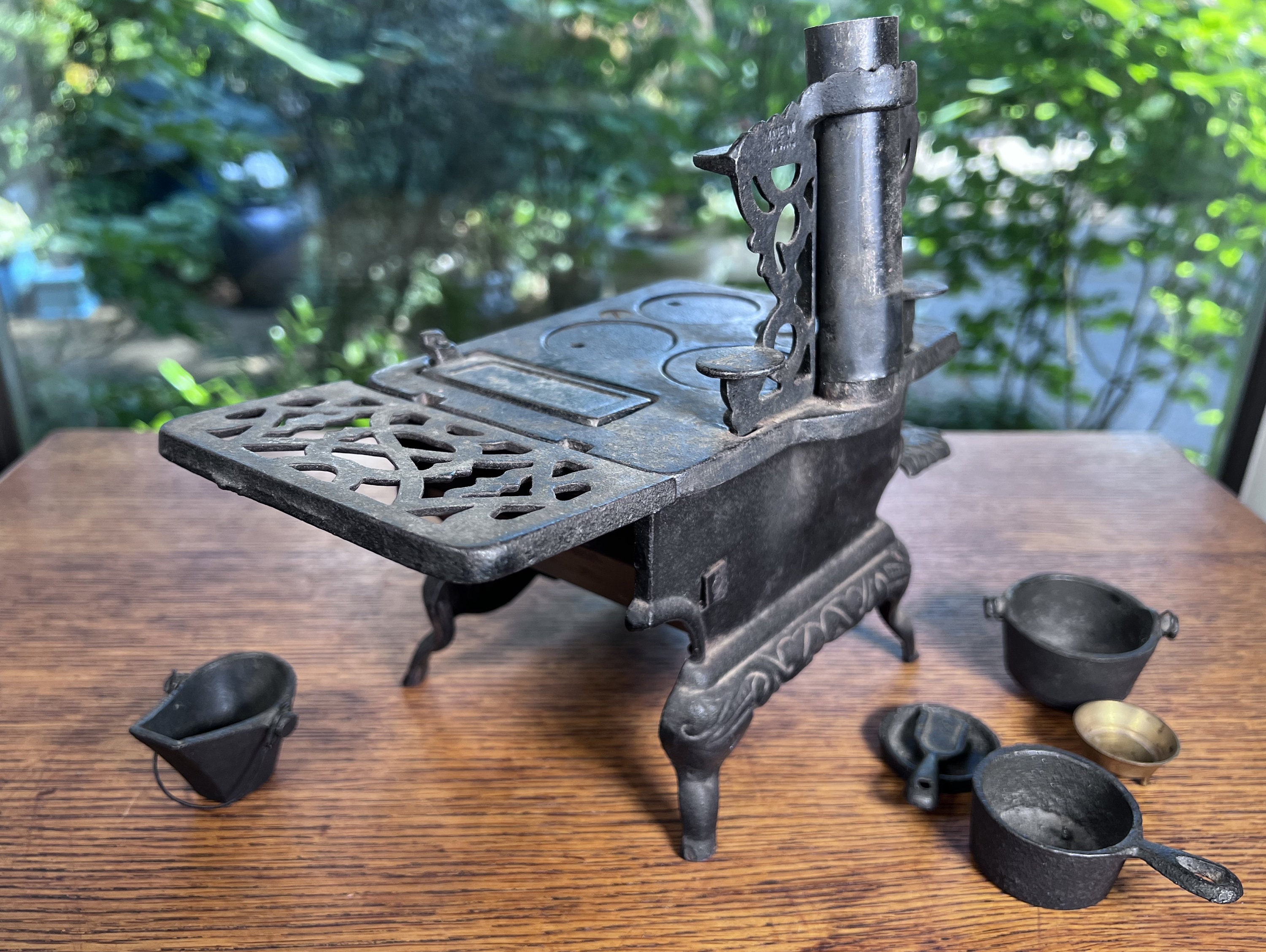 Crescent Wood Stove ~ Toy ~ Miniature ~ With Cookware