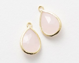 1008081 / Ice Pink / 16k Gold Plated Brass Framed Glass Pendant 11.4mm x 17.1mm / 1.1g / 2pcs
