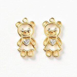 3241011 / Bear Girl / 16k Gold Plated Brass with CZ Pendant 10mm x 19.5mm / 1.2g / 2pcs