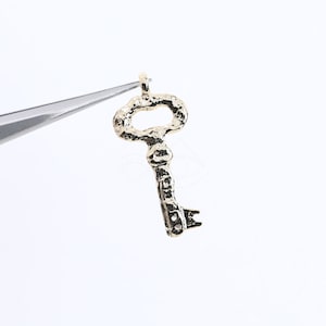 3788011 / Key / 16k Gold Plated Brass 11.3mm x 25mm / 1g / 2pcs