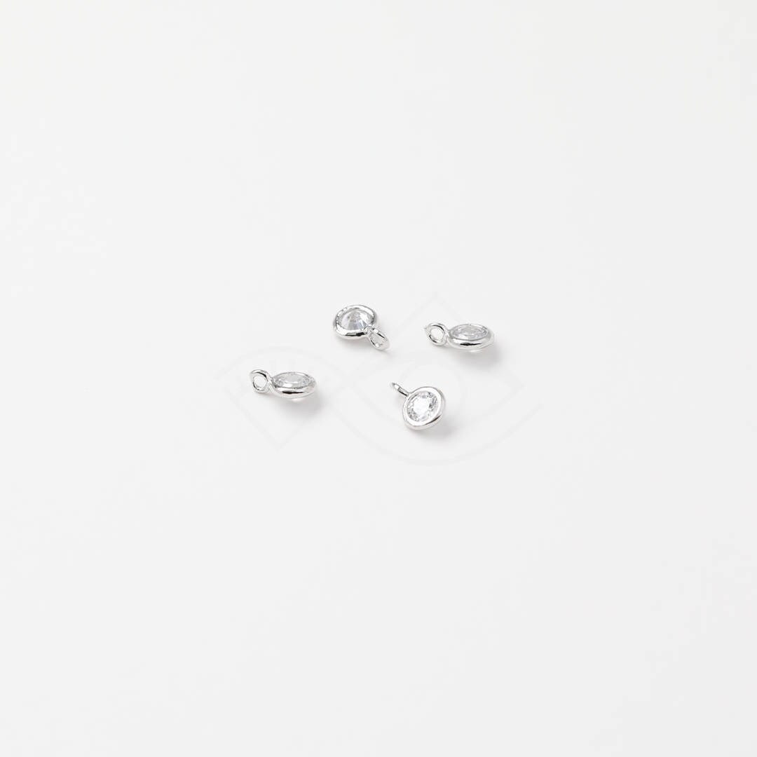 1073012 / Tiny Round (small) / Rhodium Plated Brass Framed