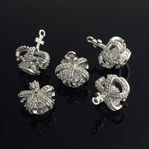 3131032 / Crown (Large) / Rhodium Plated Brass with Cubic Zirconia Pendant 11mm x 14.7mm / 1.8g / 2pcs