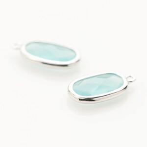 1068052 / Mint / Rhodium Plated Brass Framed Glass Pendant  9mm x 17.2mm / 0.9g / 2pcs