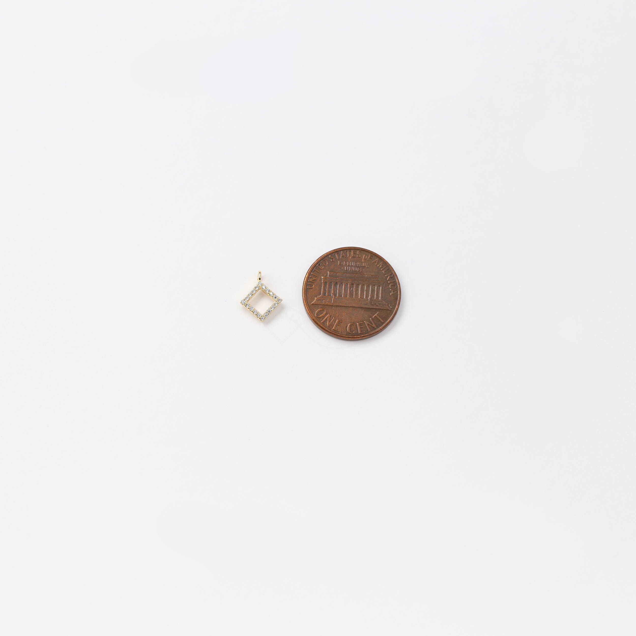 3495032 / Slim Cubic Rhombus / Rhodium Plated Brass With CZ 3495032 / Slim Cubic Rhombus / Rhodium Plated Brass With CZ