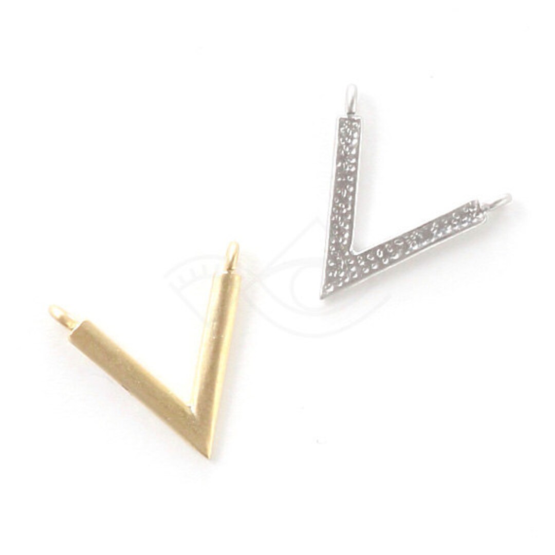 3204015 / V Connector / Matt Rhodium Plated Brass Connector 12.6mm 