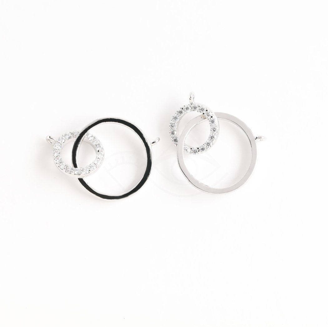 人気の贈り物が 3627012 / Linked Circles / Rhodium Plated Brass With CZ 邦画・日本映画