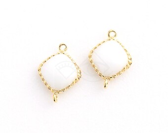 2052151 / White Alabaster / 16k Gold Plated Brass Framed Glass Connector 10.7mm x 14.8mm / 0.6g / 2pcs
