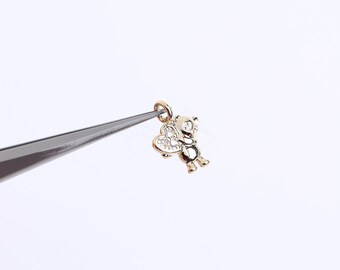 3693011 / Tiny Heart Bear / 16k Gold Plated Brass With CZ