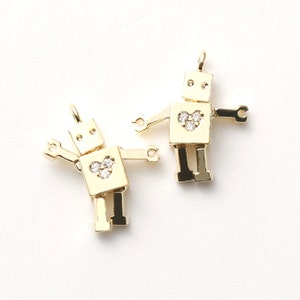 3284011 / Robot with Heart / 16k Gold Plated Brass with Cubic Pendant 13mm x 16mm / 1.3g / 2pcs